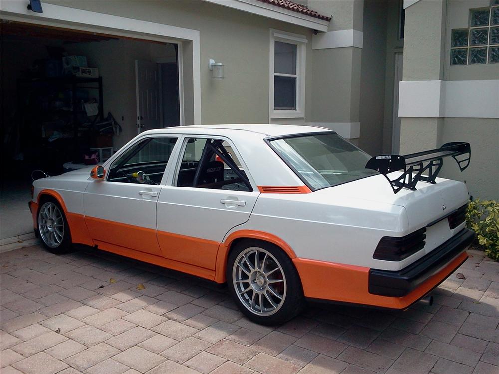 1987 MERCEDES-BENZ 190E 4 DOOR SEDAN