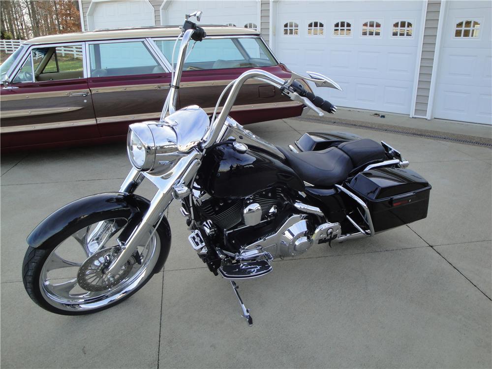 2001 HARLEY-DAVIDSON ROAD KING CUSTOM MOTORCYCLE