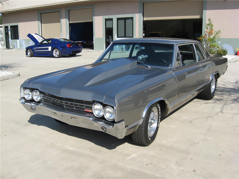 1965 OLDSMOBILE CUTLASS CUSTOM SPORTS COUPE