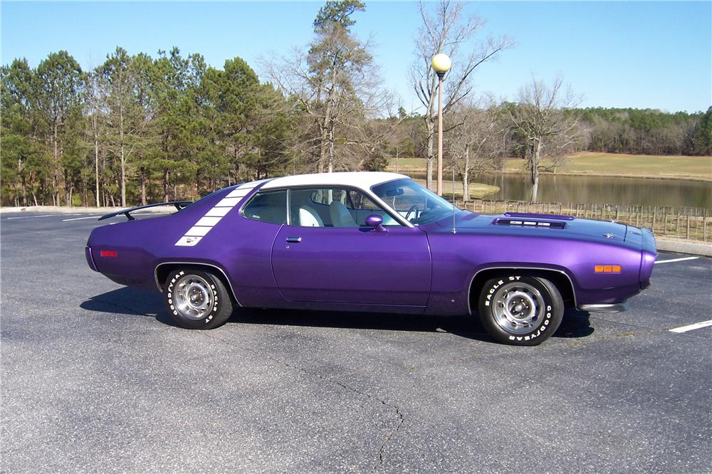 1971 PLYMOUTH ROAD RUNNER 2 DOOR HARDTOP