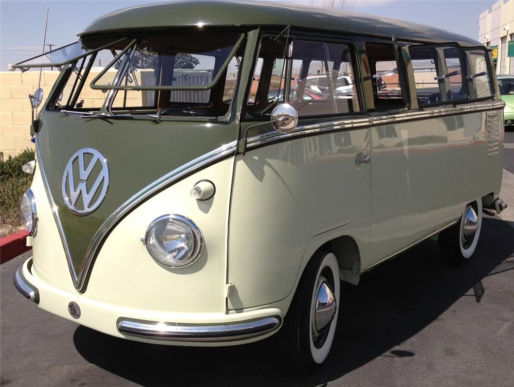 1958 VOLKSWAGEN DELUXE 15 WINDOW BUS