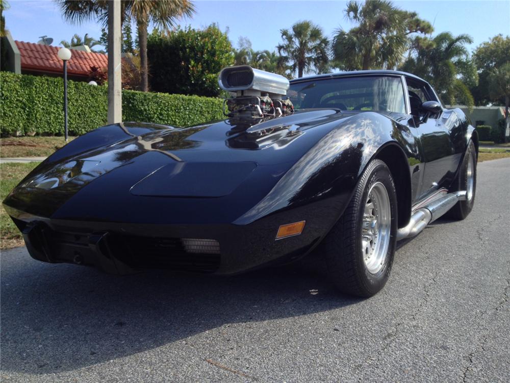 1977 CHEVROLET CORVETTE CUSTOM 2 DOOR COUPE