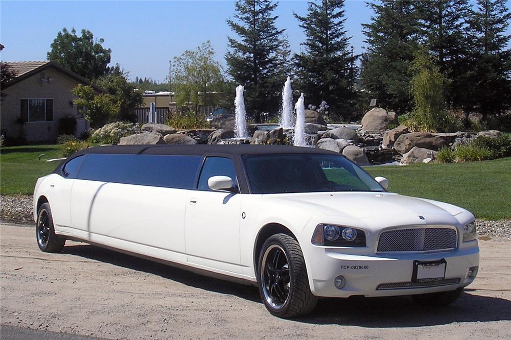 2007 DODGE HEMI CHARGER R/T CUSTOM LIMOUSINE