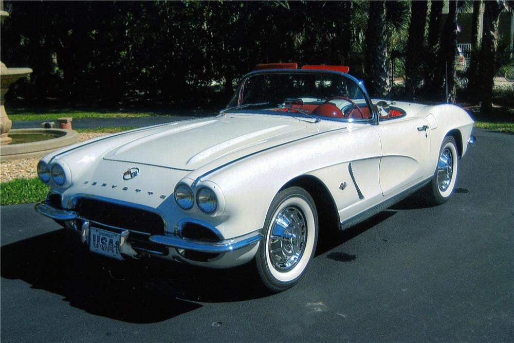 1962 CHEVROLET CORVETTE CONVERTIBLE