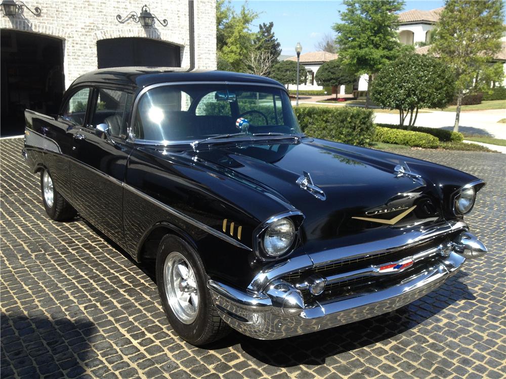 1957 CHEVROLET 210 CUSTOM 2 DOOR HARDTOP