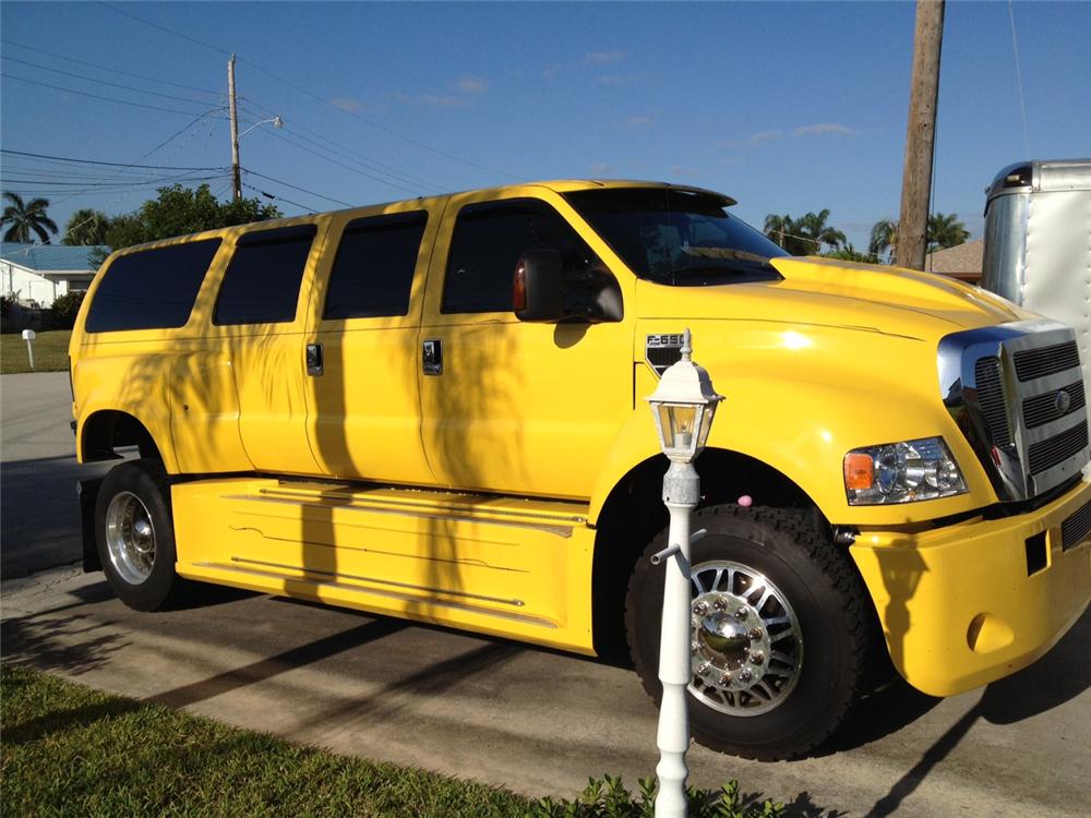 2004 FORD F-650 SD SUV