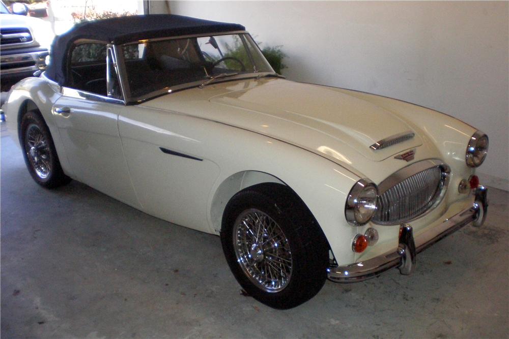 1967 AUSTIN-HEALEY 3000 MARK III BJ8 ROADSTER