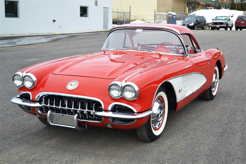 1960 CHEVROLET CORVETTE CONVERTIBLE