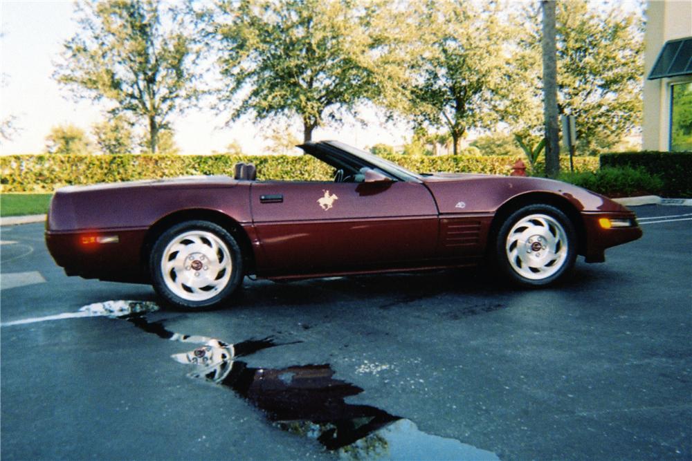 1993 CHEVROLET CORVETTE CONVERTIBLE