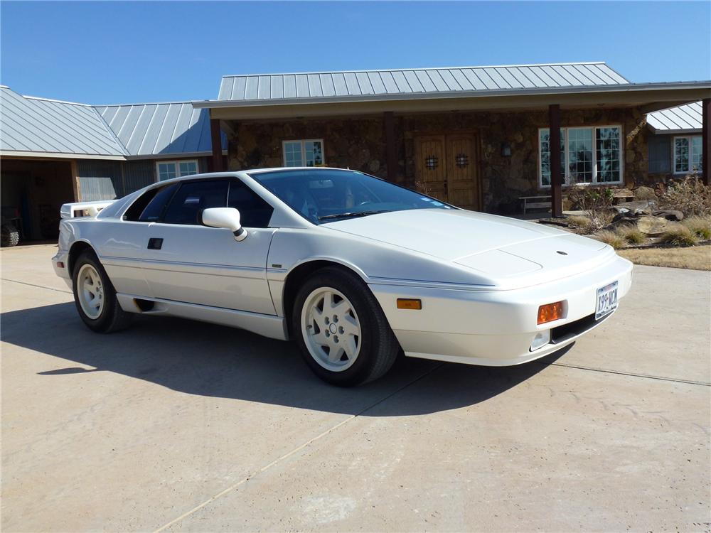 1988 LOTUS ESPRIT 2 DOOR COUPE