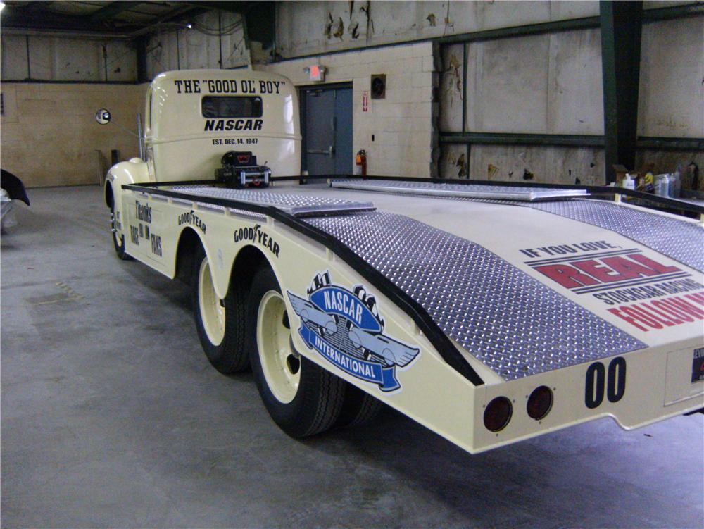 1940 FORD CAR HAULER