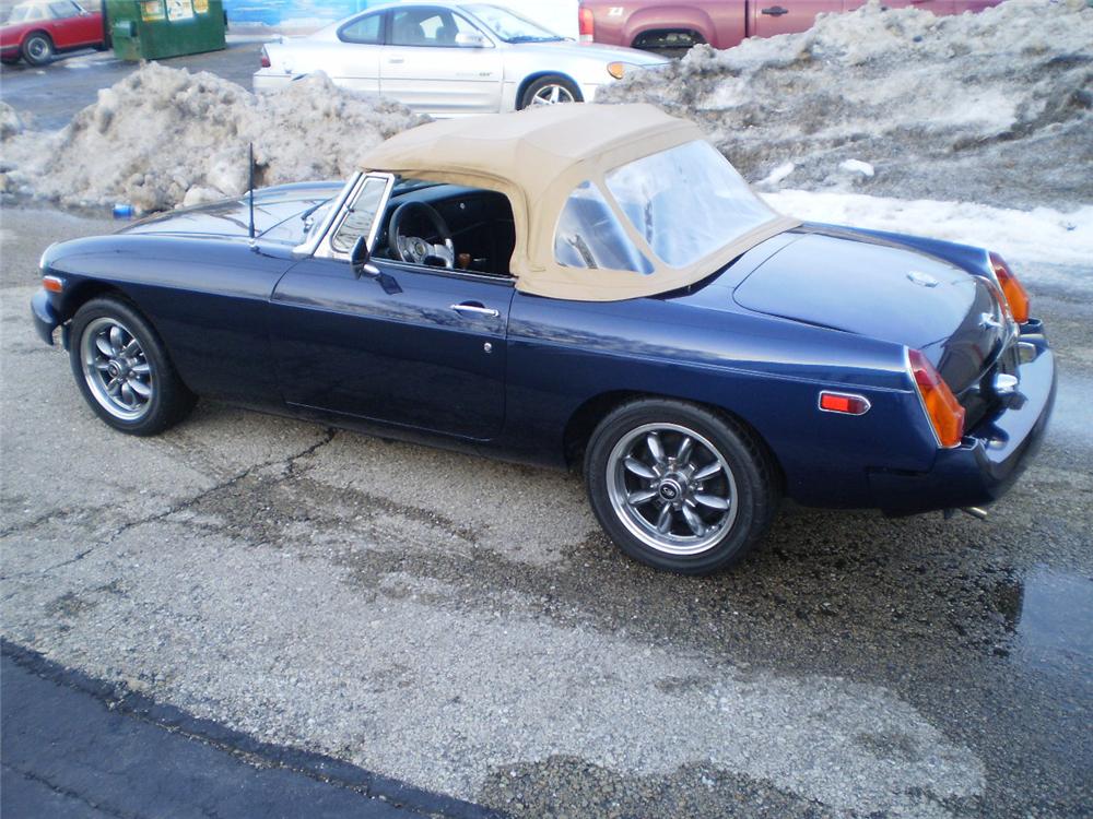 1976 MG B CONVERTIBLE