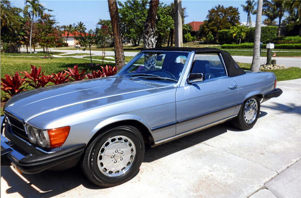 1982 MERCEDES-BENZ 380SL CONVERTIBLE