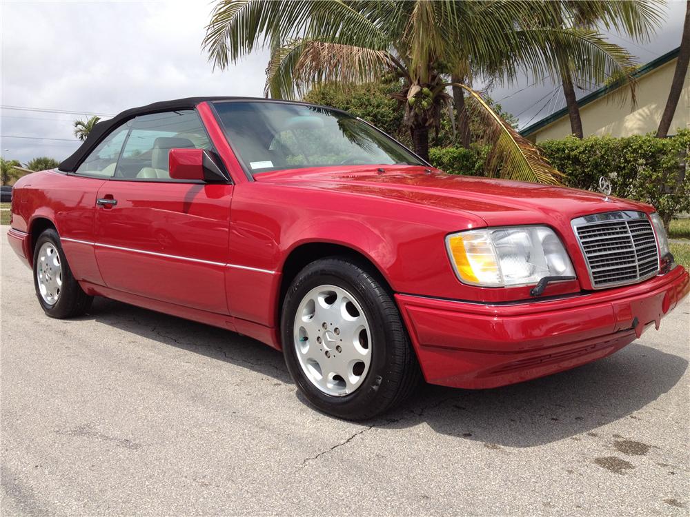 1995 MERCEDES-BENZ E320 CONVERTIBLE