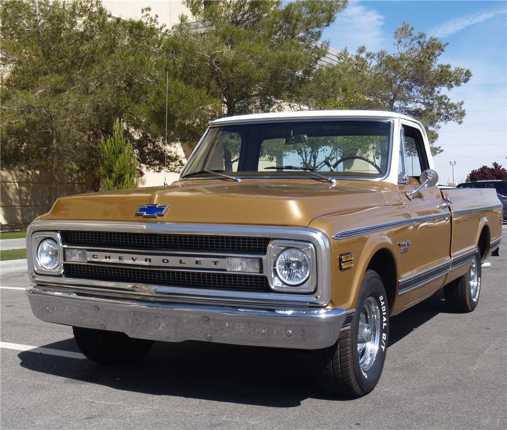 1969 CHEVROLET C-10 PICKUP