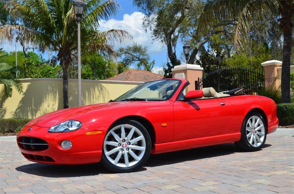 2005 JAGUAR XK8 CONVERTIBLE