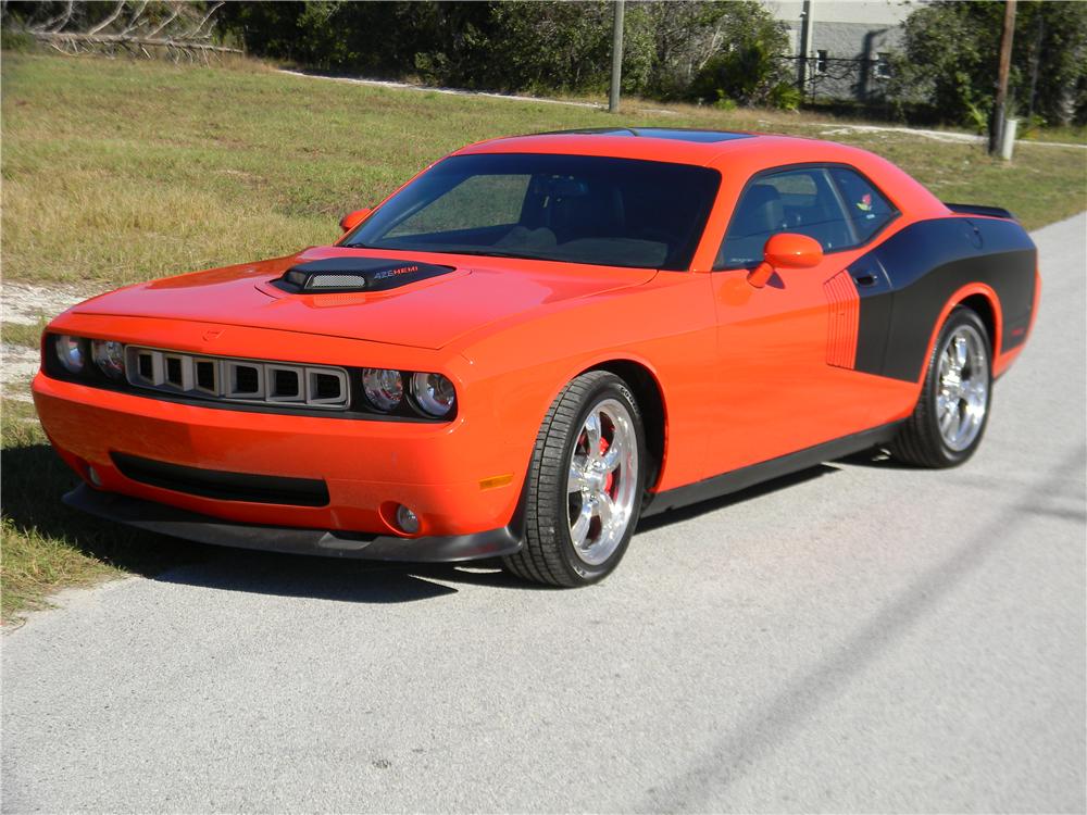 2009 DODGE CHALLENGER SRT8 CUSTOM 2 DOOR COUPE