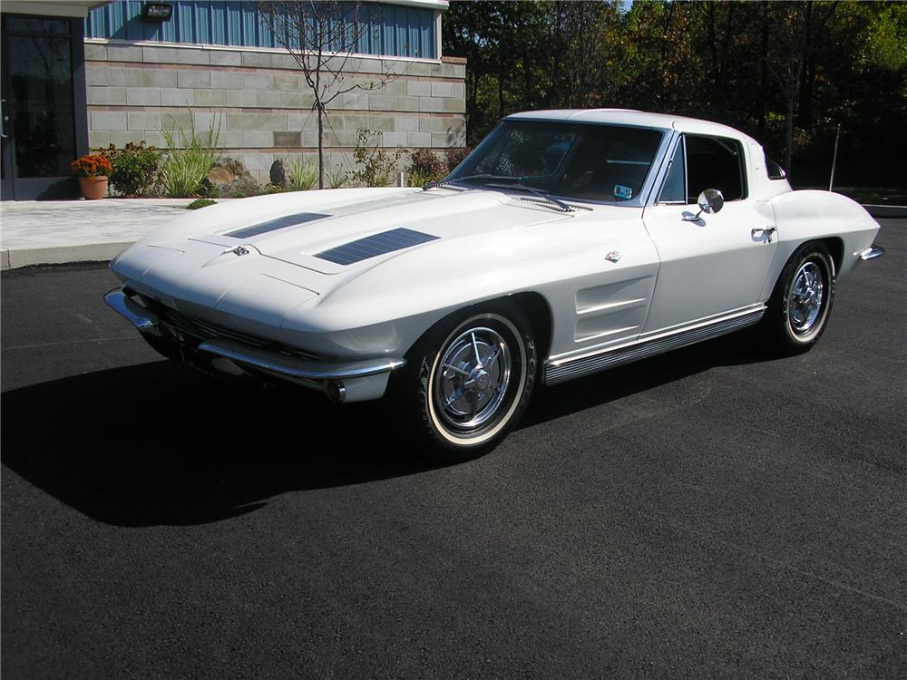 1963 CHEVROLET CORVETTE SPLIT WINDOW COUPE