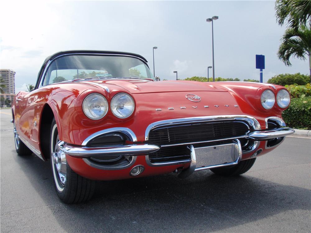 1962 CHEVROLET CORVETTE CONVERTIBLE