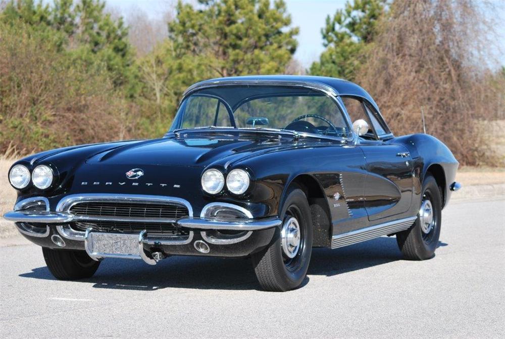 1962 CHEVROLET CORVETTE CONVERTIBLE