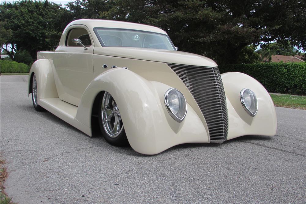 1937 FORD CUSTOM PICKUP