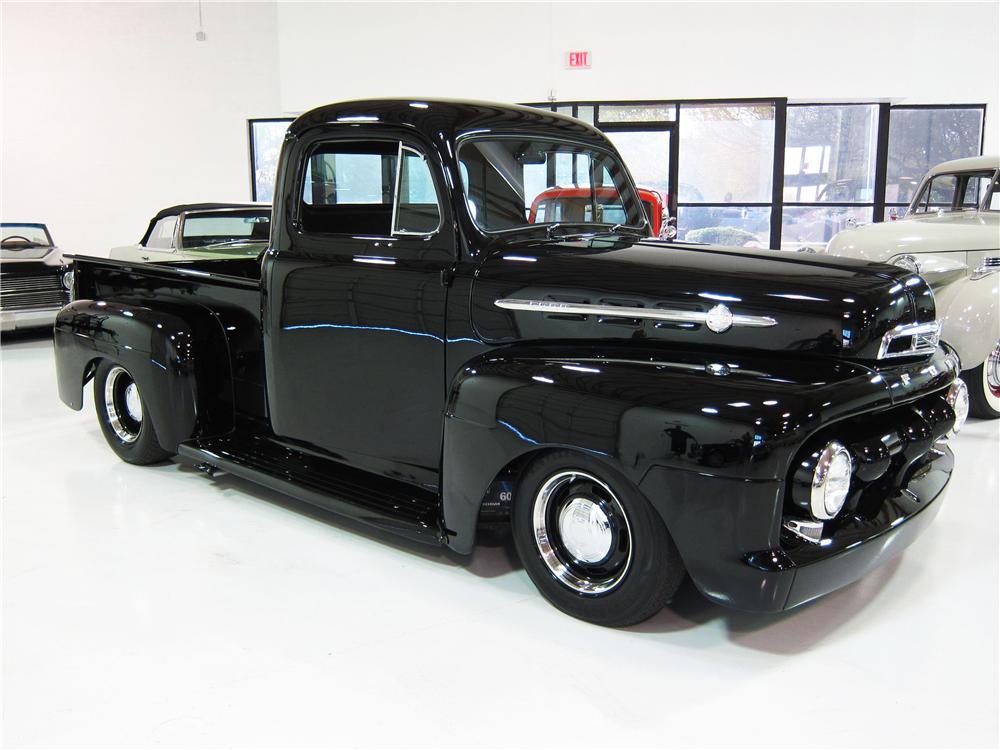 1952 FORD F-2 CUSTOM PICKUP