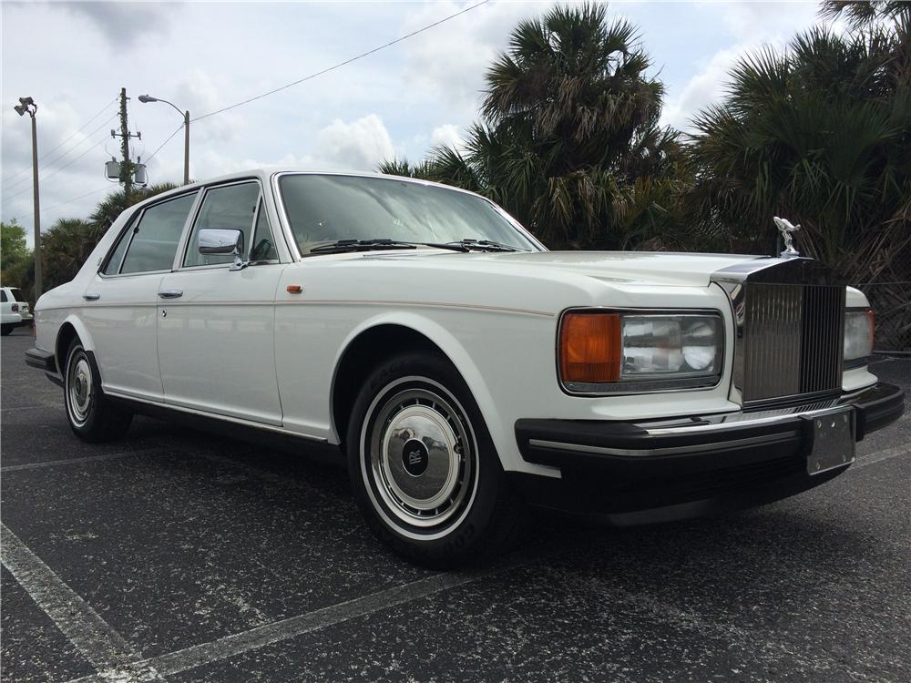 1995 ROLLS-ROYCE SILVER SPUR 4 DOOR SEDAN