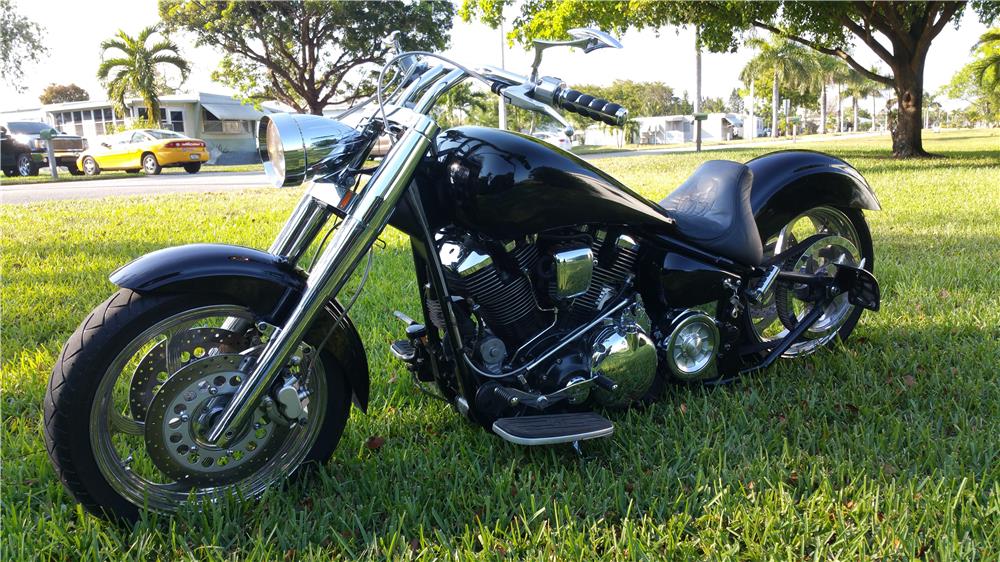 2001 YAMAHA CUSTOM MOTORCYCLE