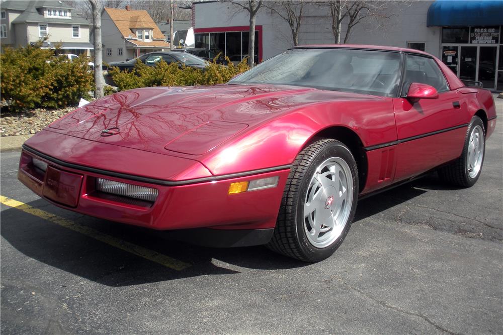 1989 CHEVROLET CORVETTE CONVERTIBLE