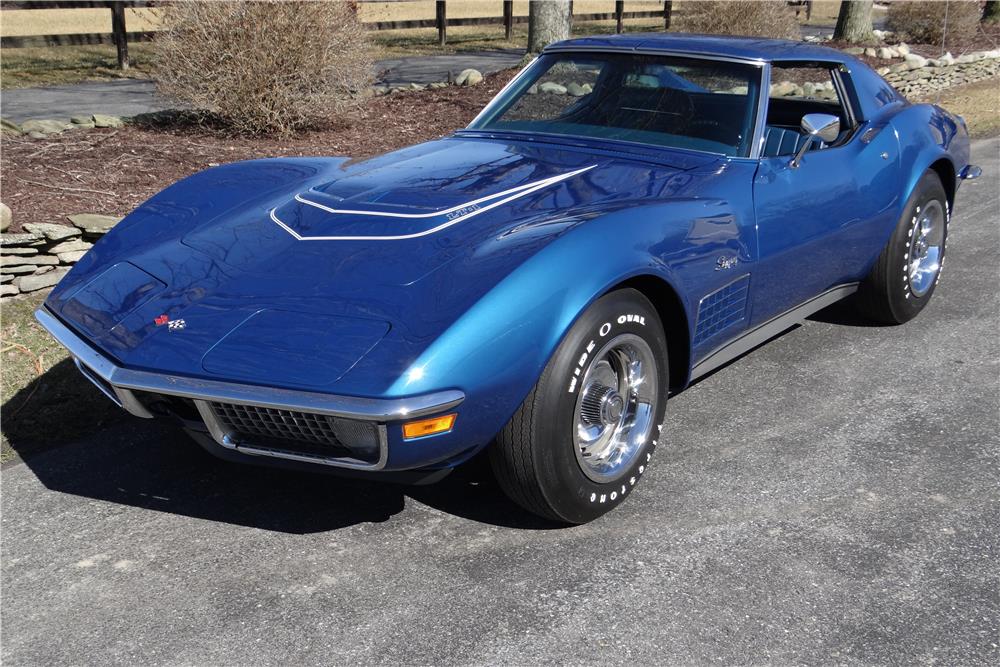 1971 CHEVROLET CORVETTE STINGRAY T-TOP COUPE