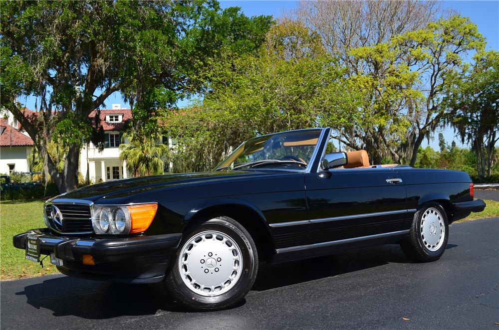 1987 MERCEDES-BENZ 560SL CONVERTIBLE