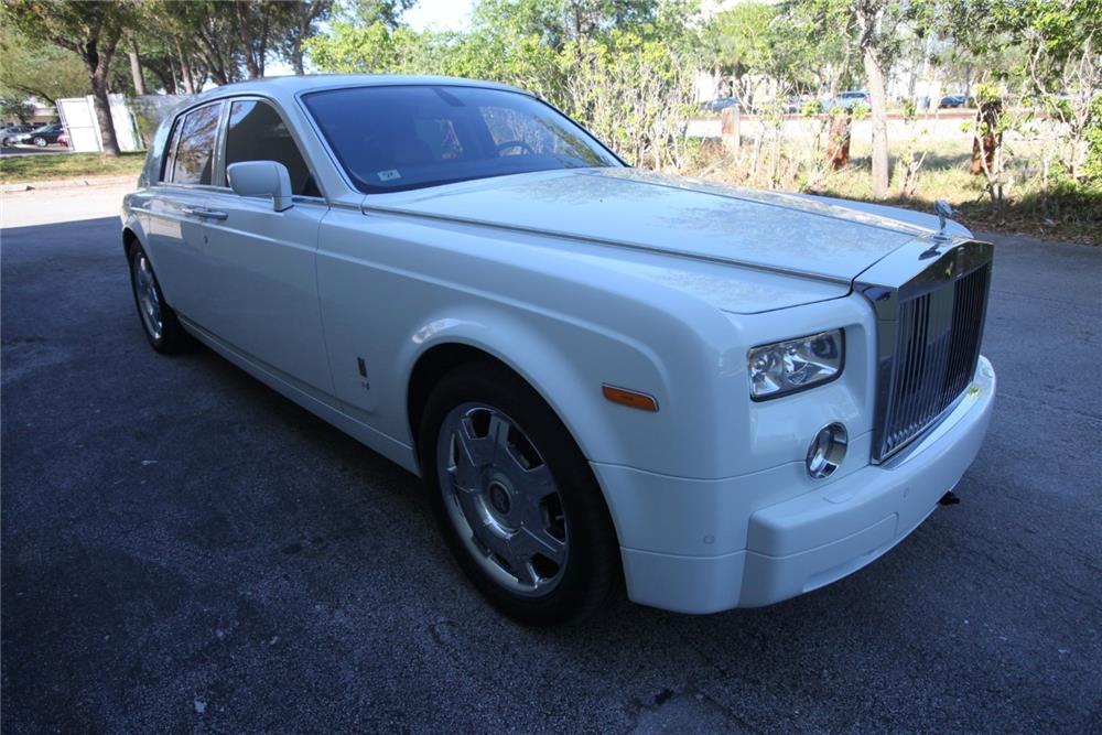 2006 ROLLS-ROYCE PHANTOM SEDAN