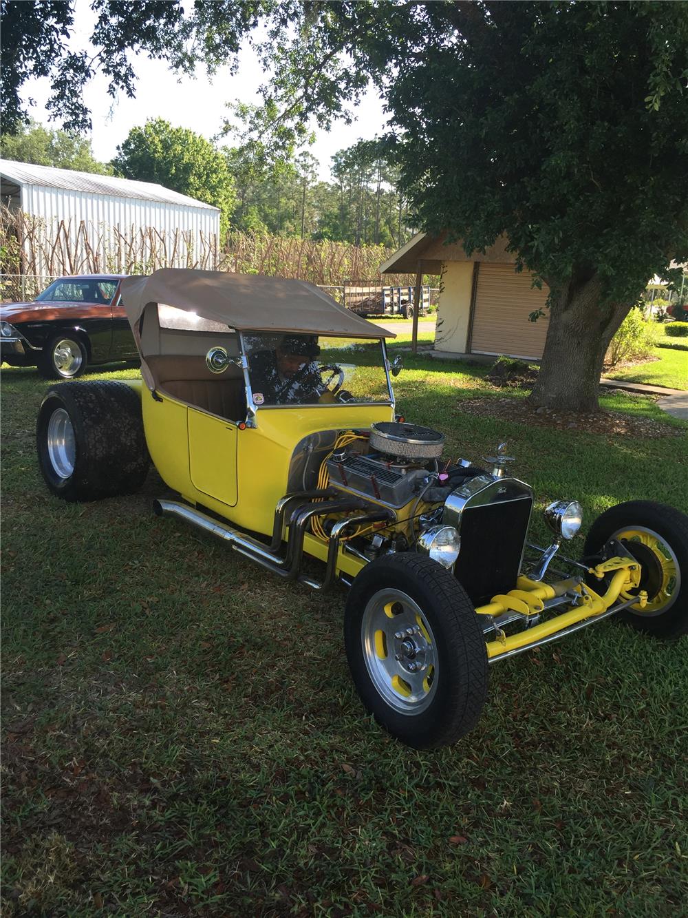 1923 FORD T-BUCKET CUSTOM ROADSTER