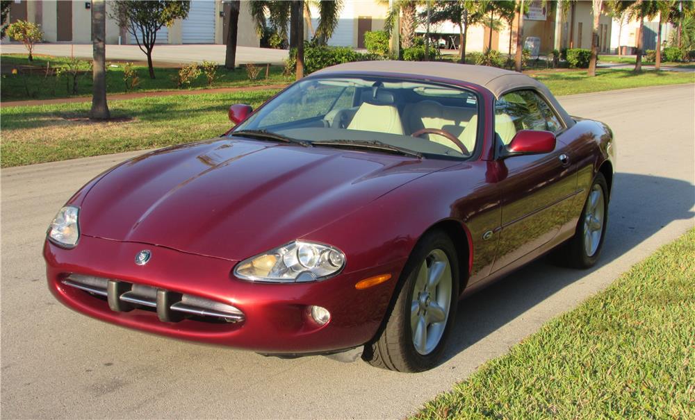 1997 JAGUAR XK8 CONVERTIBLE