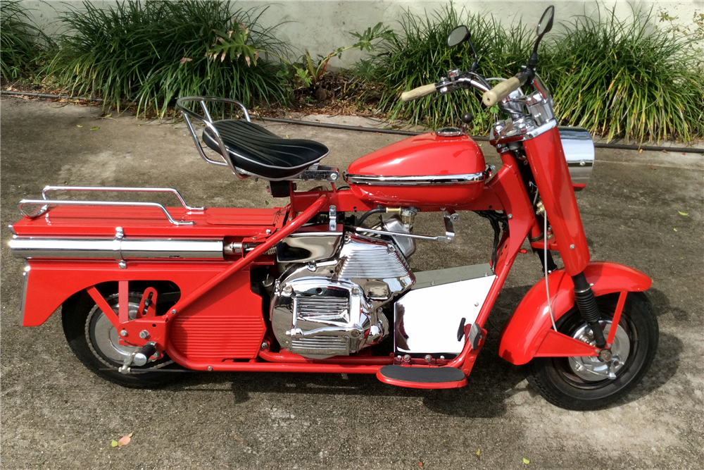 1964 CUSHMAN SILVER EAGLE SCOOTER