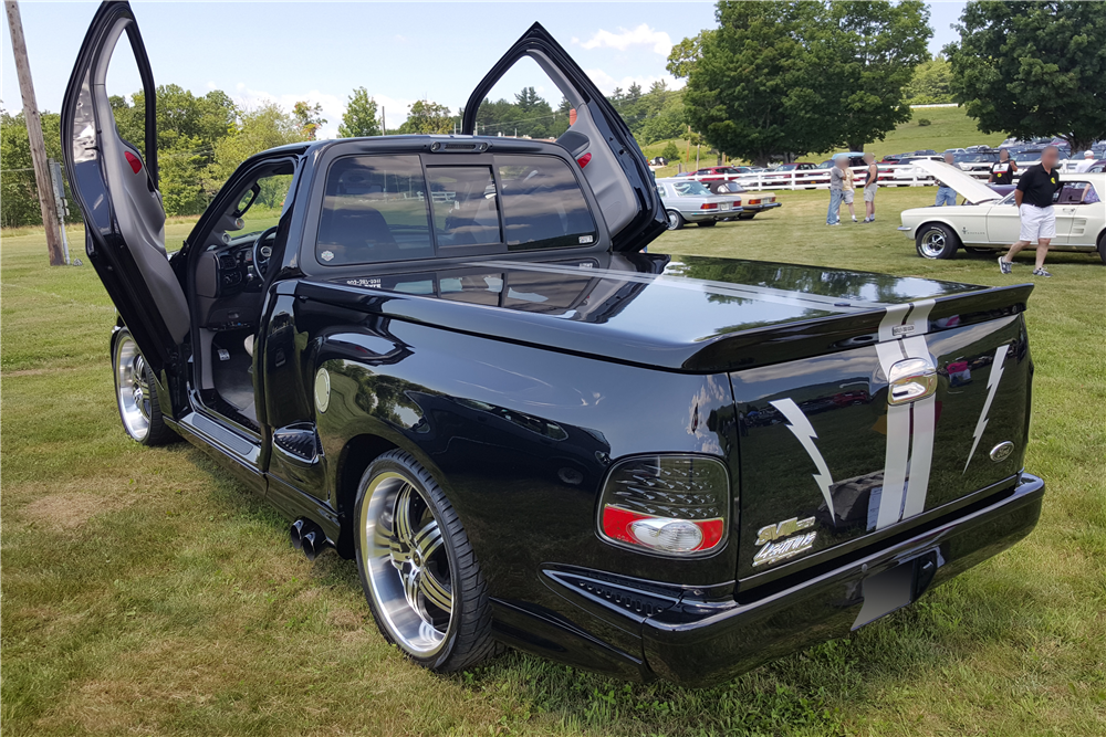 2003 FORD F-150 LIGHTNING CUSTOM PICKUP