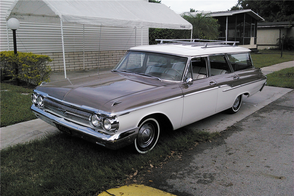 1962 MERCURY MONTEREY STATION WAGON