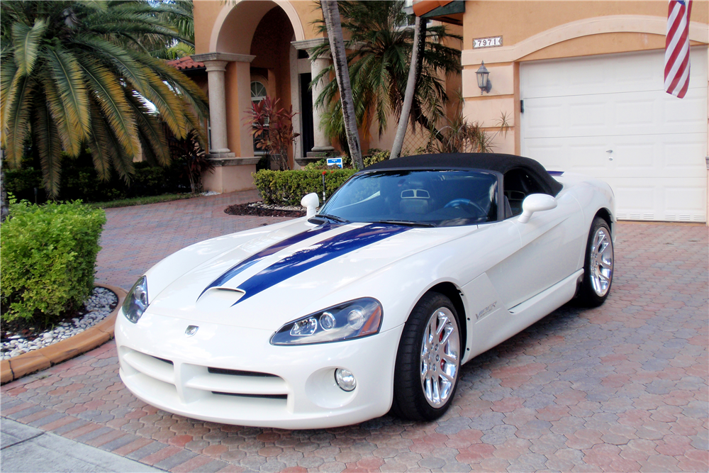 2005 DODGE VIPER CONVERTIBLE