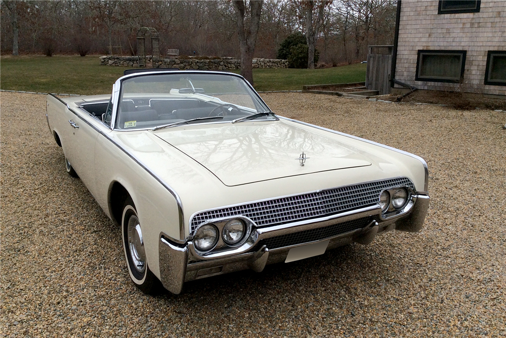 1961 LINCOLN CONTINENTAL 4-DOOR CONVERTIBLE