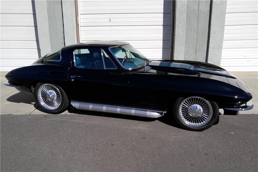 1967 CHEVROLET CORVETTE CUSTOM COUPE