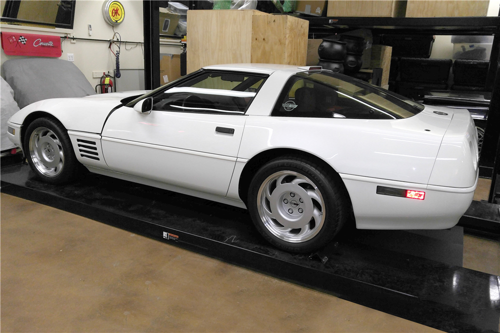 1991 CHEVROLET CORVETTE 350/400