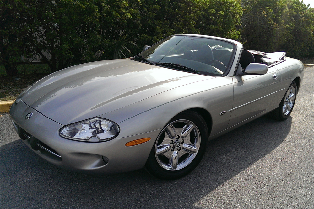 1999 JAGUAR XK8 