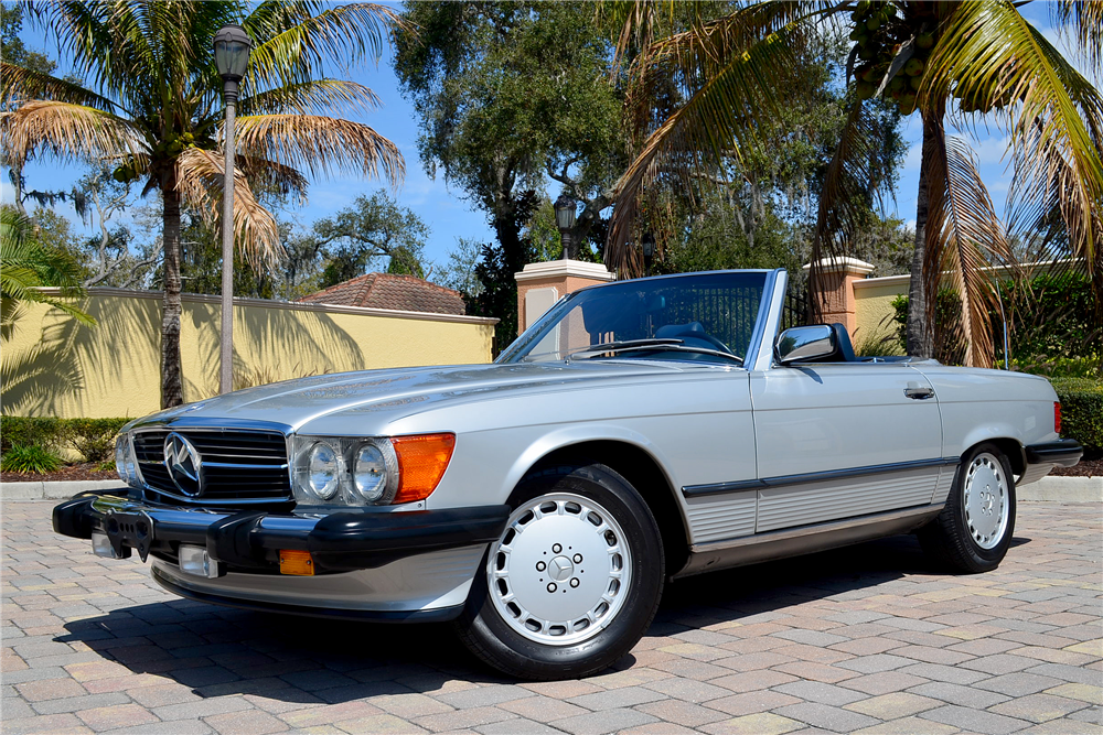 1989 MERCEDES-BENZ 560SL ROADSTER