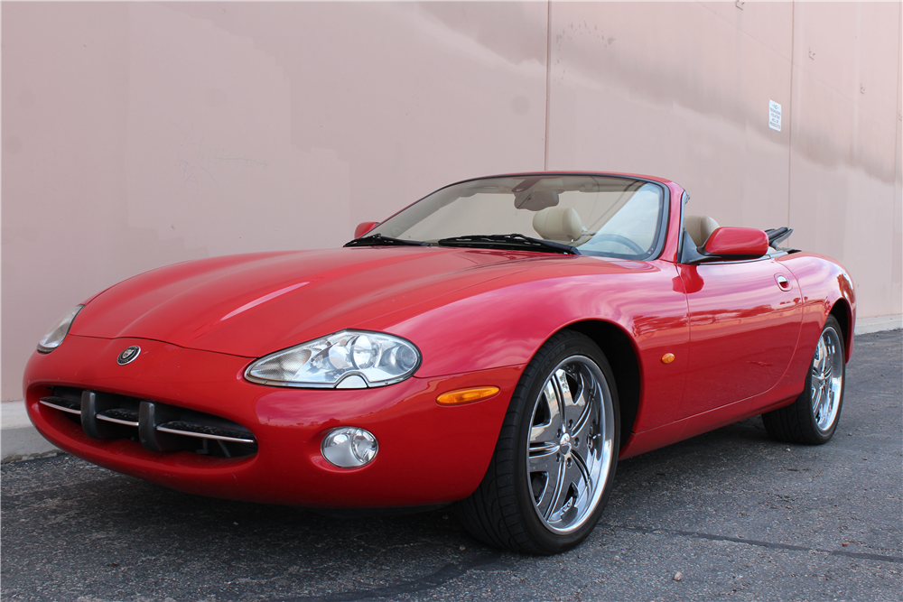 2004 JAGUAR XK8 