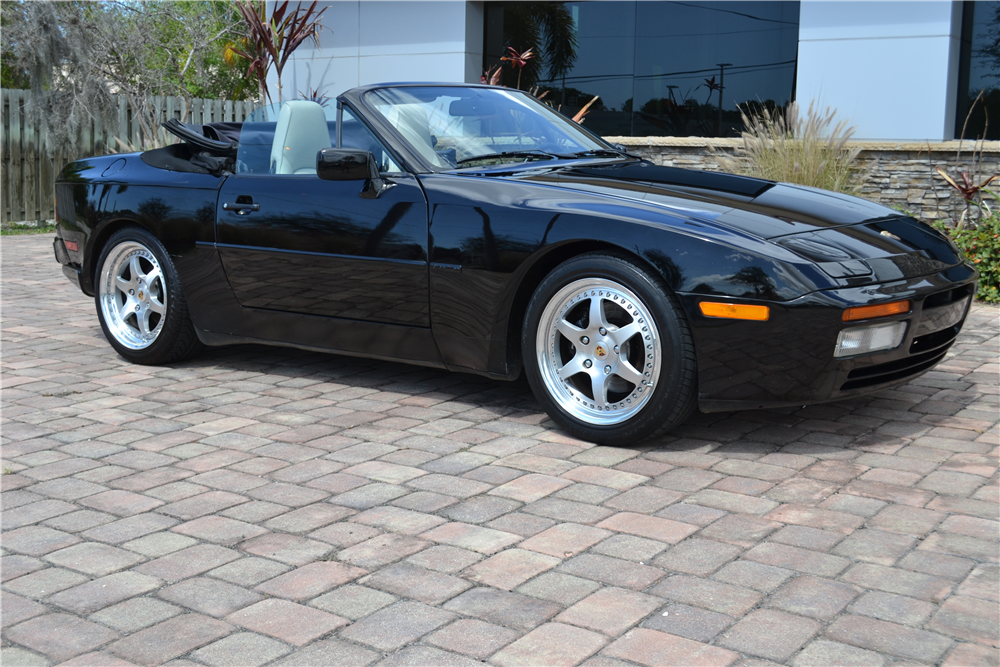 1990 PORSCHE 944 CONVERTIBLE