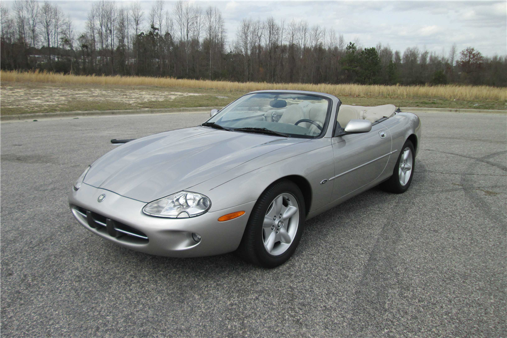 1998 JAGUAR XK8 CONVERTIBLE