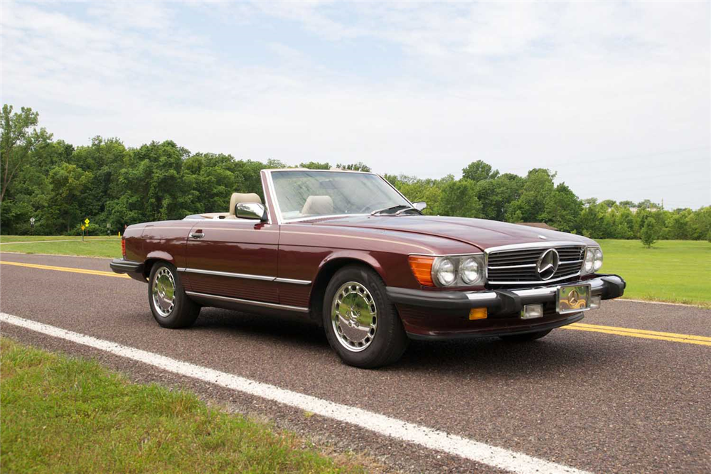 1989 MERCEDES-BENZ 560SL CONVERTIBLE