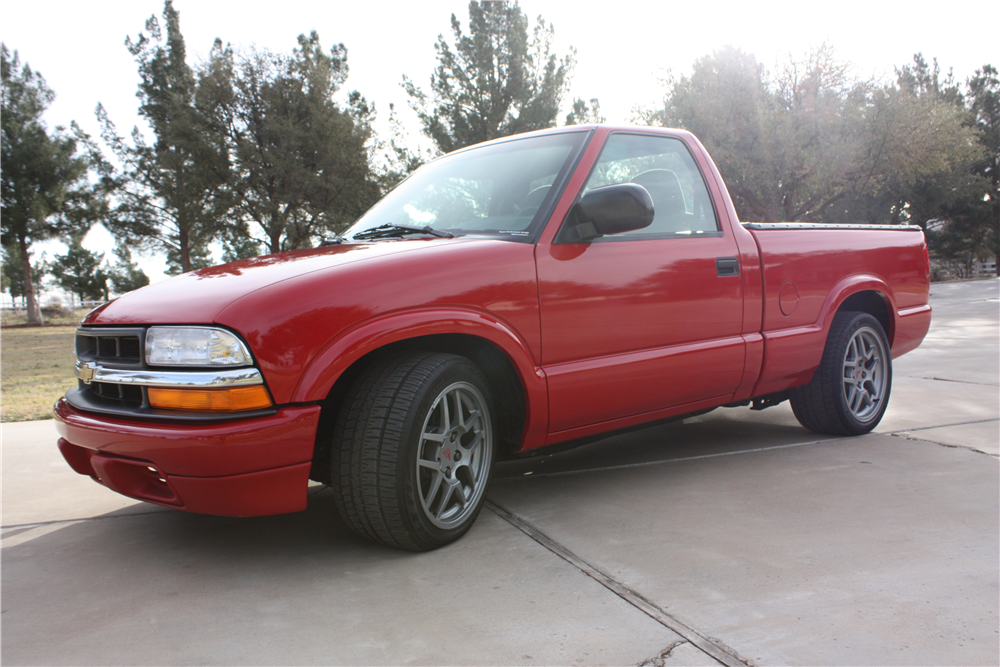 2002 CHEVROLET S-10 