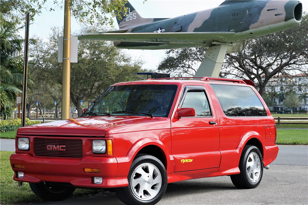 1993 GMC TYPHOON AWD SUV