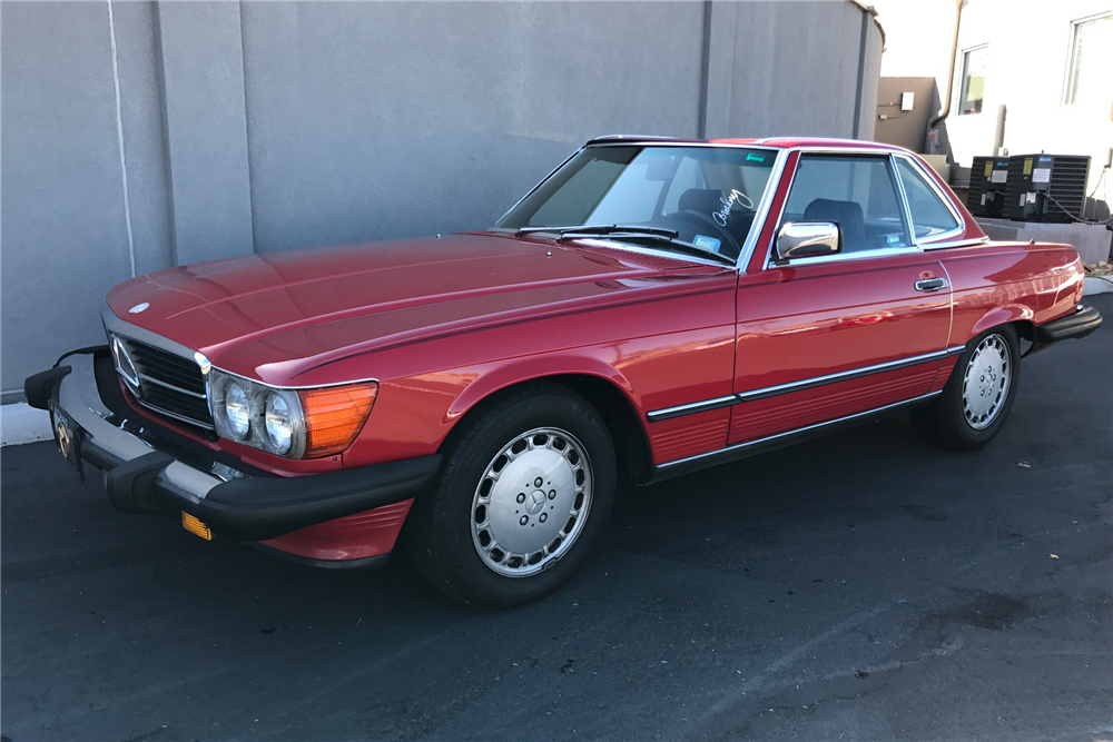 1986 MERCEDES-BENZ 560SL CONVERTIBLE